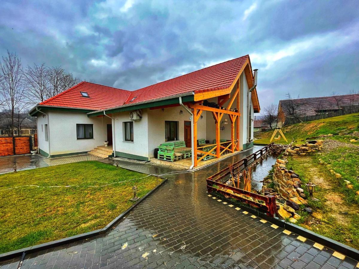 Domeniul Bondarelului Hotel Ocolisu Mic Exterior photo